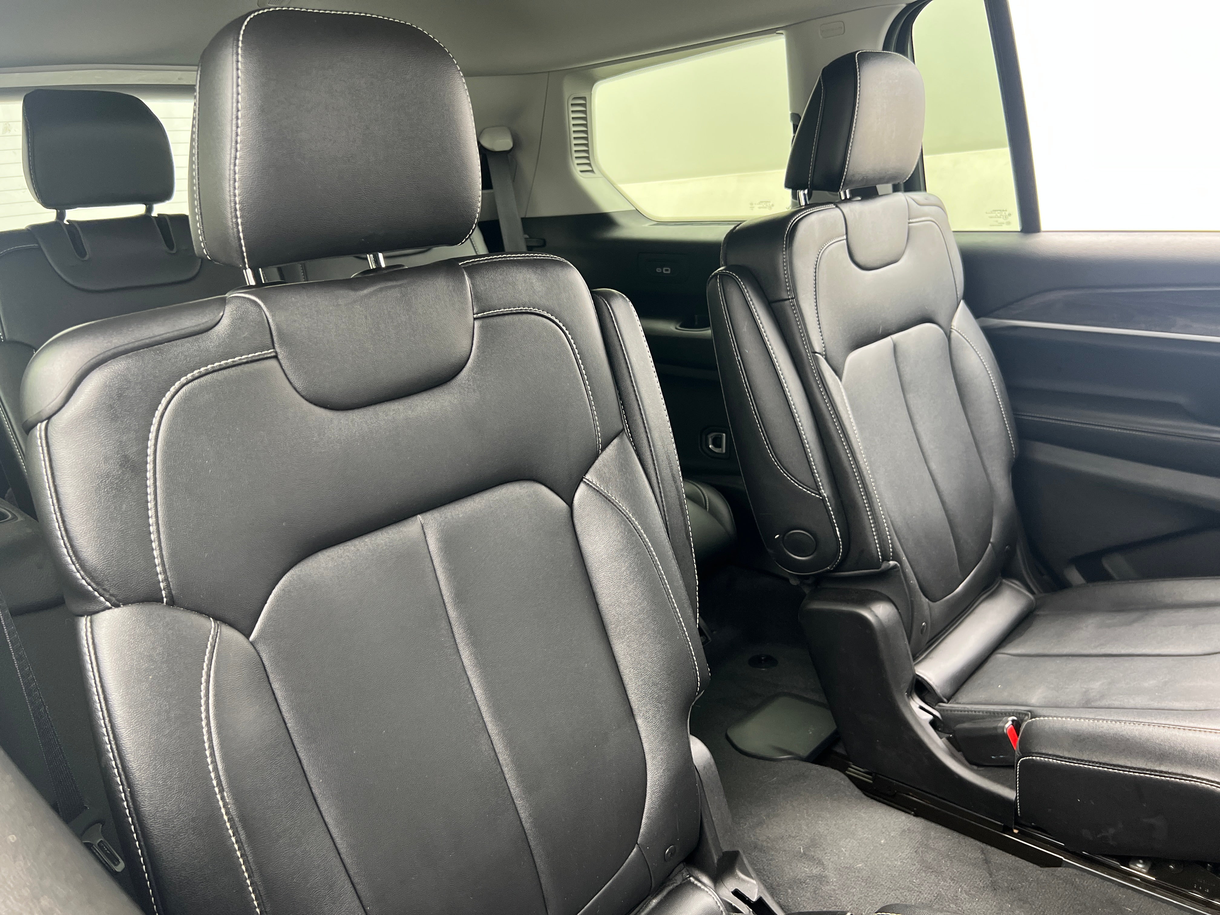 jeep grand cherokee l 2023 1C4RJKBG9P8767707 image jeep grand cherokee l 2023 1C4RJKBG9P8767707 image